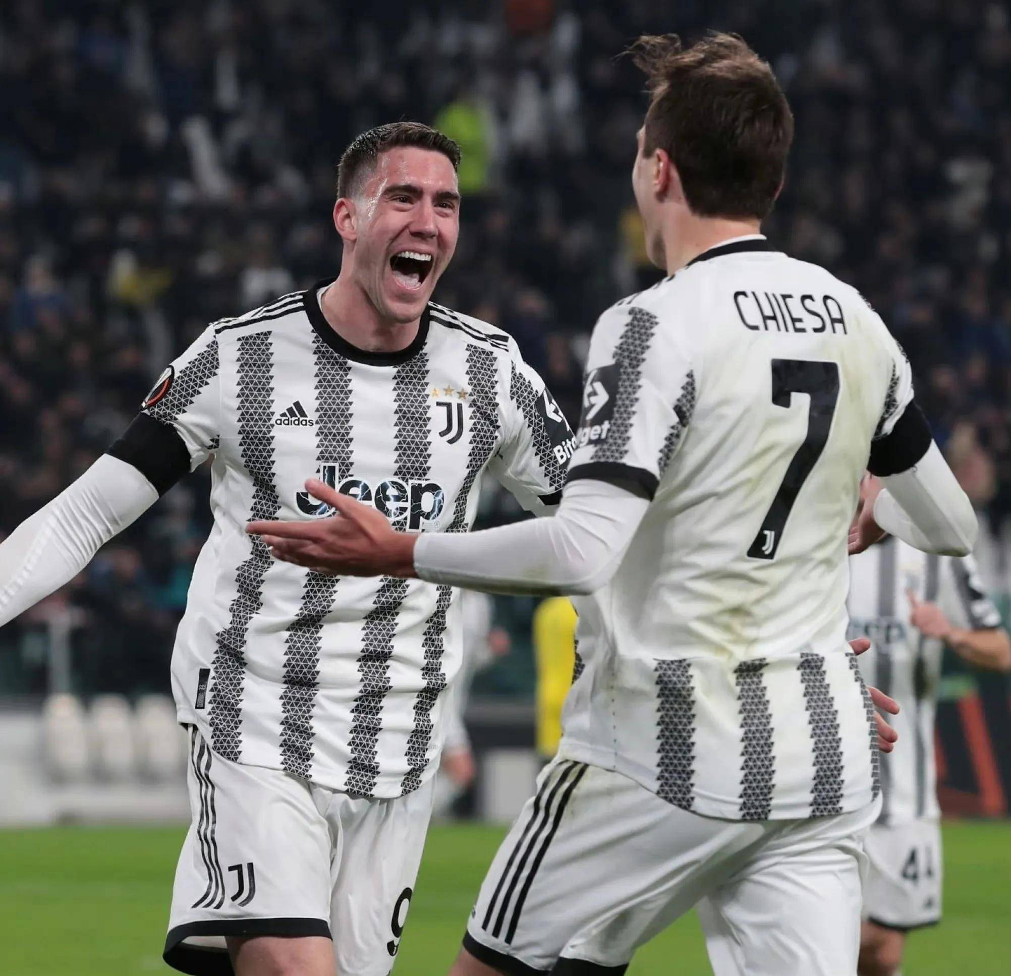 AYX爱游戏中国-包含窗口期欧联传出新动向，尤文图斯刷新队史纪录，高层表态：细节曝光，纪律约束更严格的词条